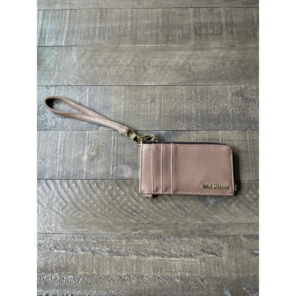 Steve Madden card case‎ beige pebbled faux leather gold-toned hardware wristlet